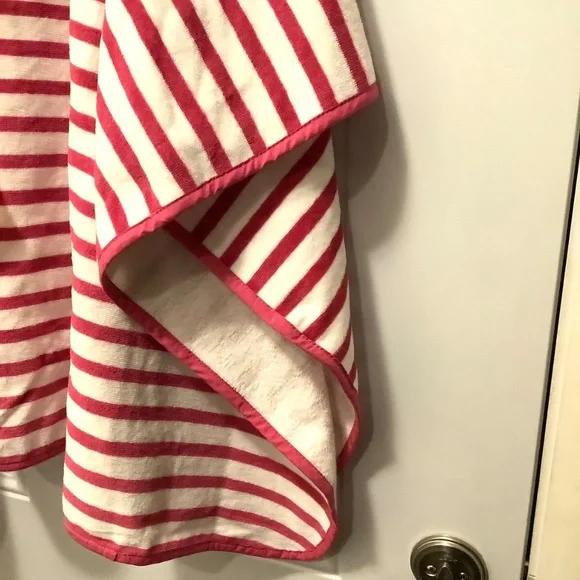 PB Teens| NWT Poolhouse Poncho Resort Vacation Beach Poolside - Picture 8 of 8